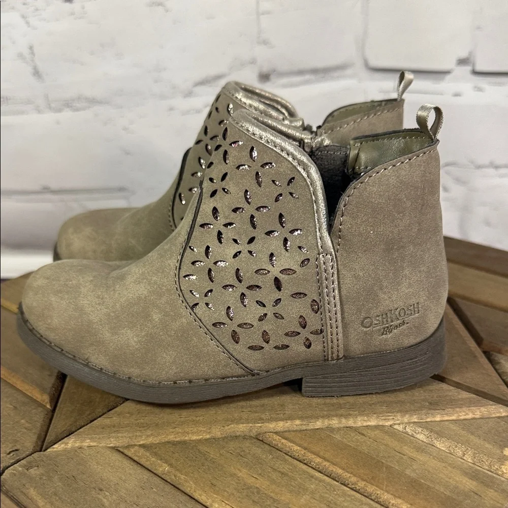 OshKosh B'gosh Estelle Taupe Gray and Pink Glitter‎ Ankle Booties Cutout Design